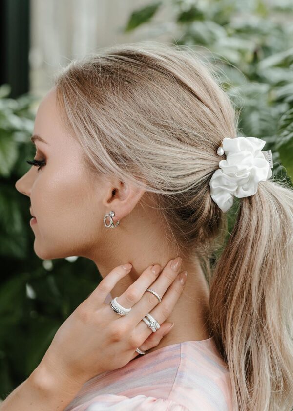 Murberry Silk Scrunchie - Pearl - Image 2