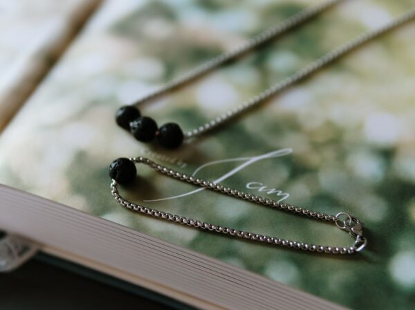 Diffuser Set, Necklace and Bracelet - Black Lava - Image 2
