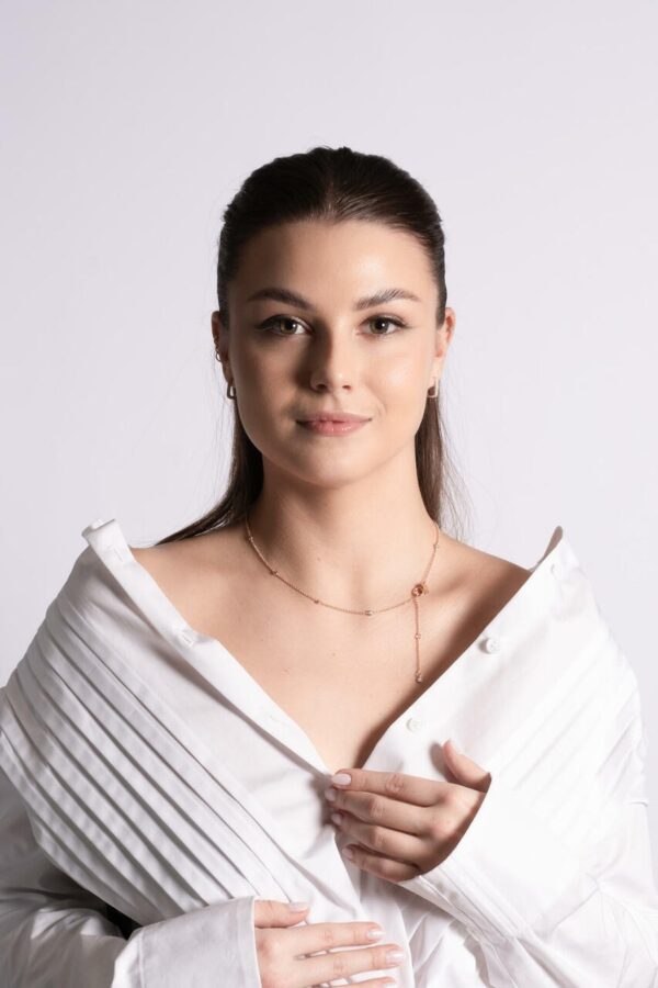 Illumi Doubled S Necklace - Image 4