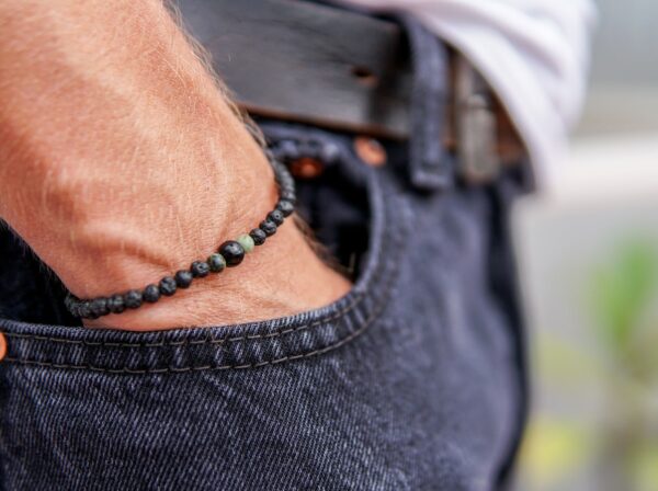 Lava-Armband mit 4mm Onyx und Türkis für Männer – Bild 2